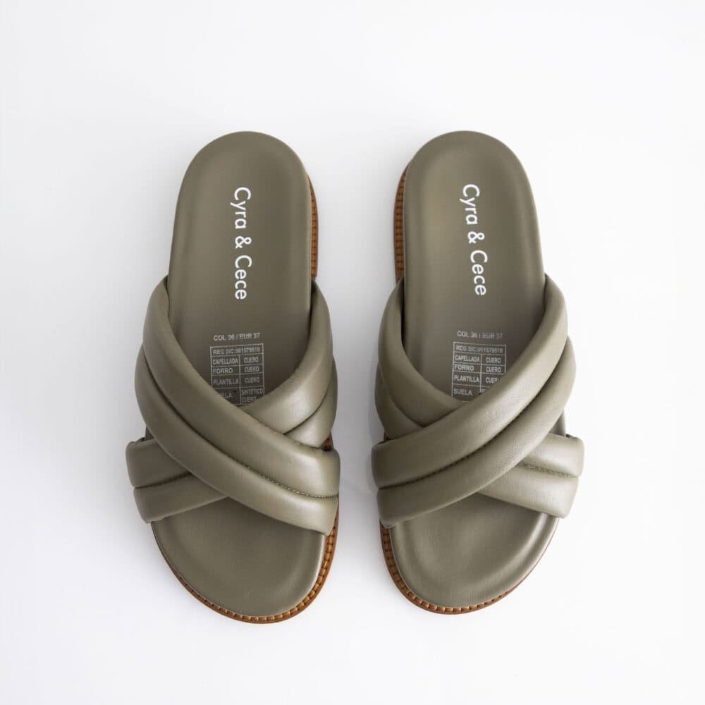 Sandalias de cuero verde