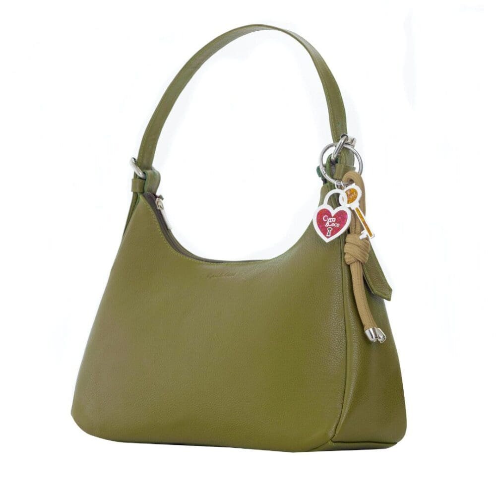 bolso verde de cuero